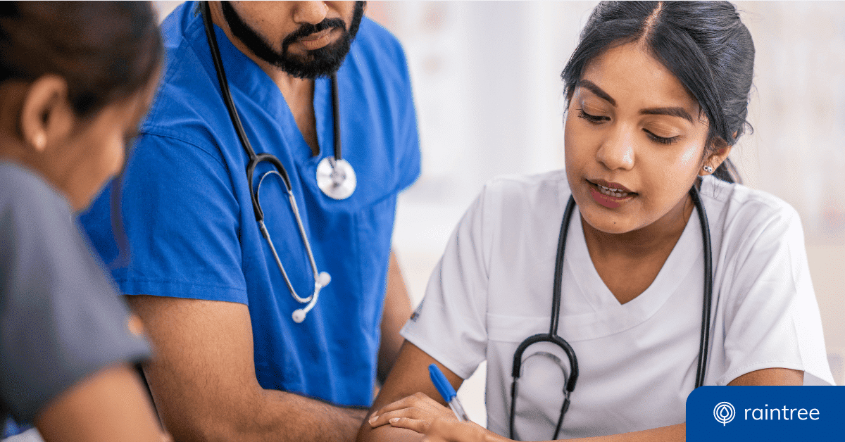 Multiple Providers (Pt, Ot, And Slp) Discuss A Patient'S Care. Illustrating The Value Of Collaborative Care And Rehabilitative Therapy.